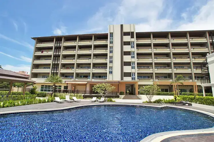 Big Apartment 153sqm 3 Bed 2 Bath in VN Residence 2 - คอนโด - พระตำหนัก - 